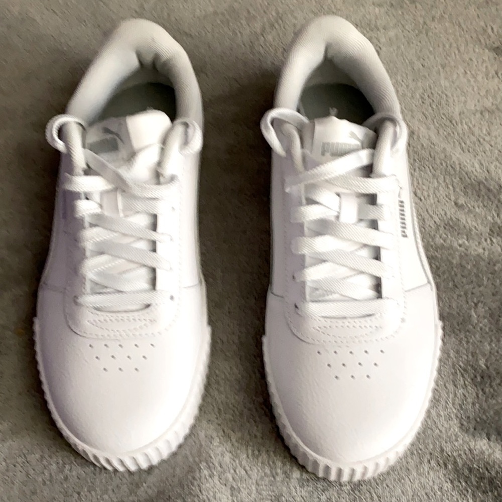 Puma “Carina L” White